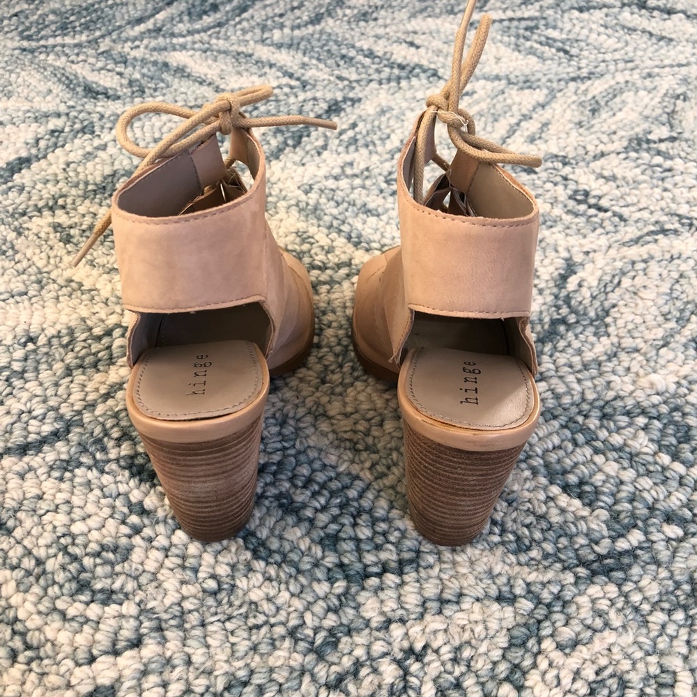 Hinge lace up taupe/nude block sandals - Picture 7 of 8